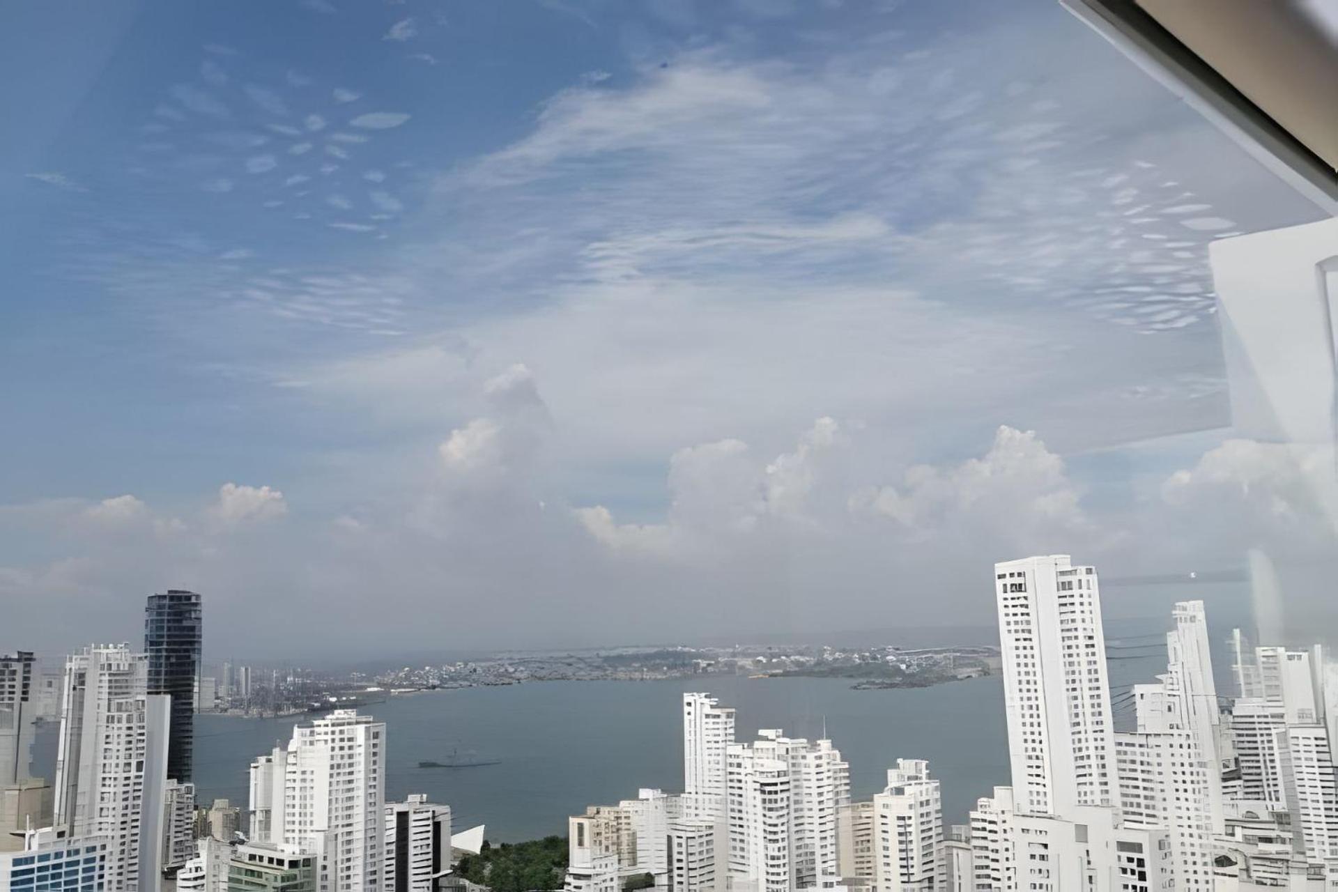Luxury 2b Apartment, Amazing View *